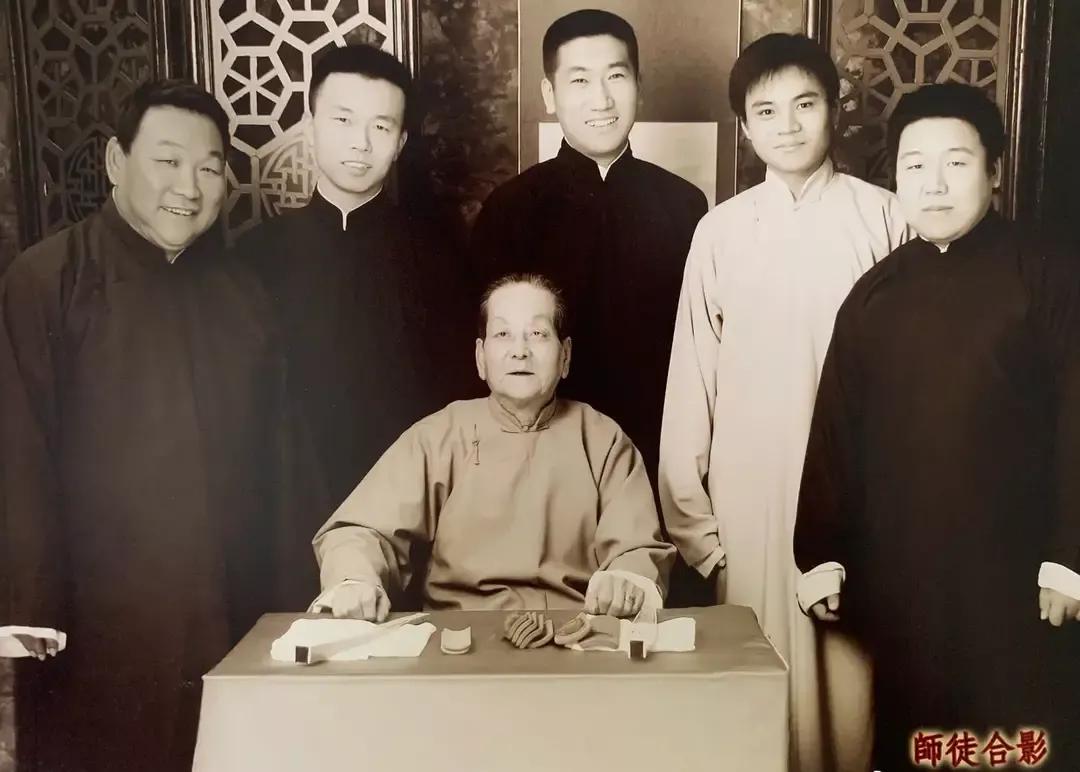 相声演义：相声界大师兄带拉入门的弟子都有那些呢？