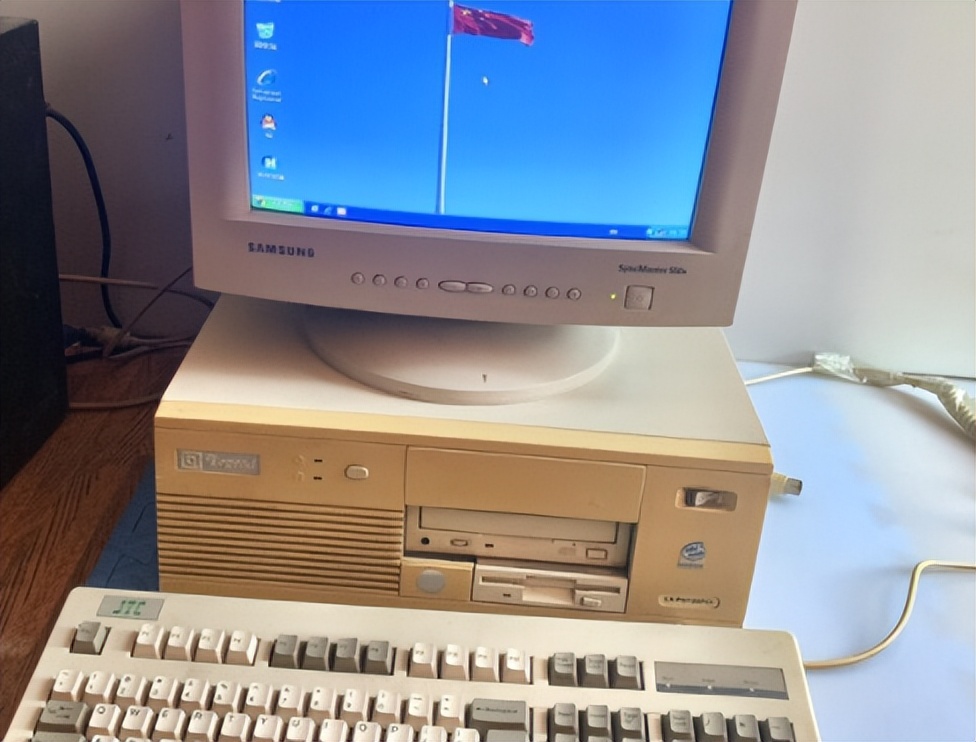 马云：24岁大学毕业，普通人到首富，再回首才发现他成功是必然的