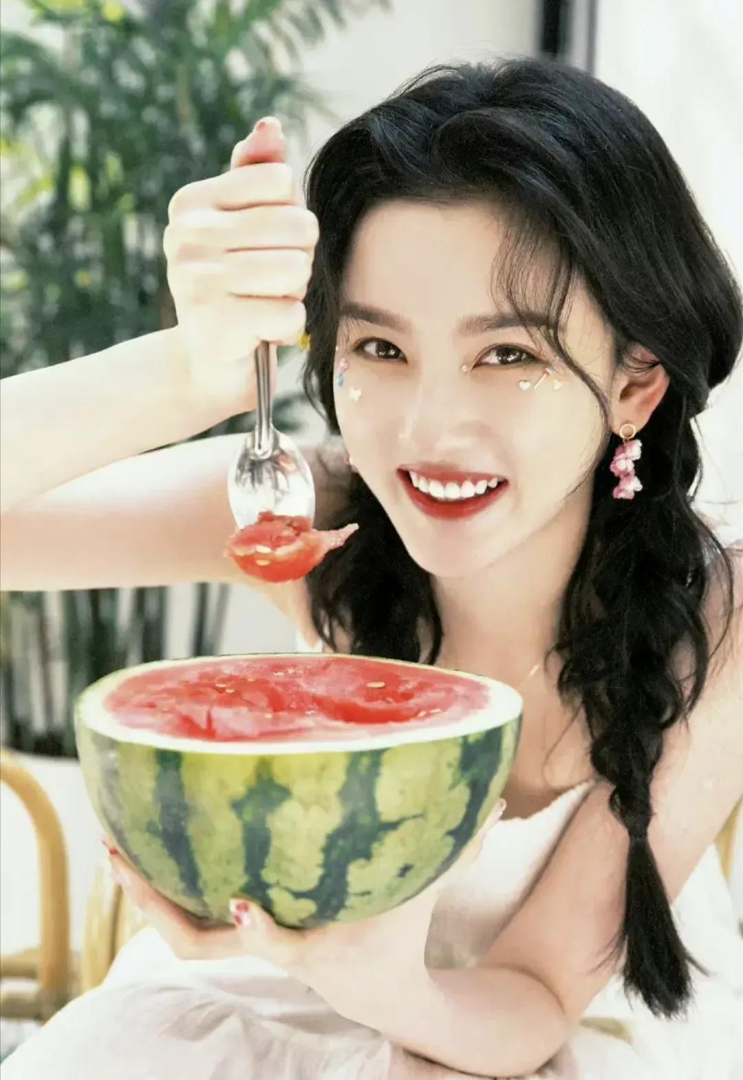 精美图集｜甜美艺人宋祖儿
