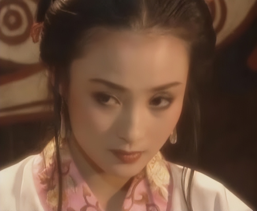 “巴蜀之地”出美人，这10位川妹子女明星，个个国色天香貌美如花