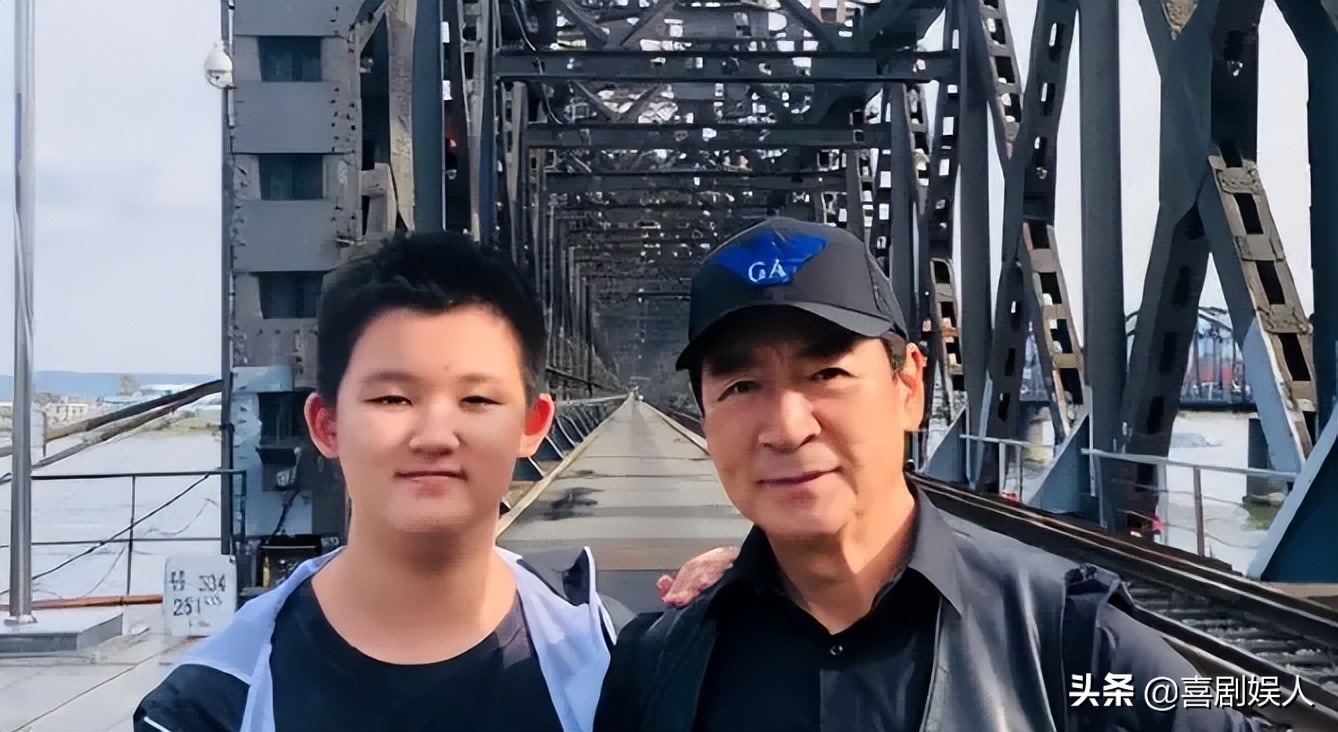 同样是老来得子，金士杰拼命拍戏不敢老，刘德华安享天伦之乐