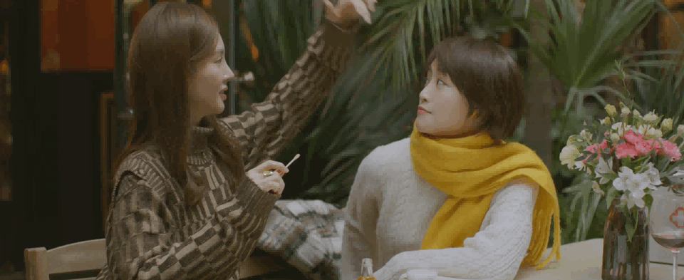 一脸“苦瓜相”却还能演大女主，这8位女星越看越丧，导演咋想的