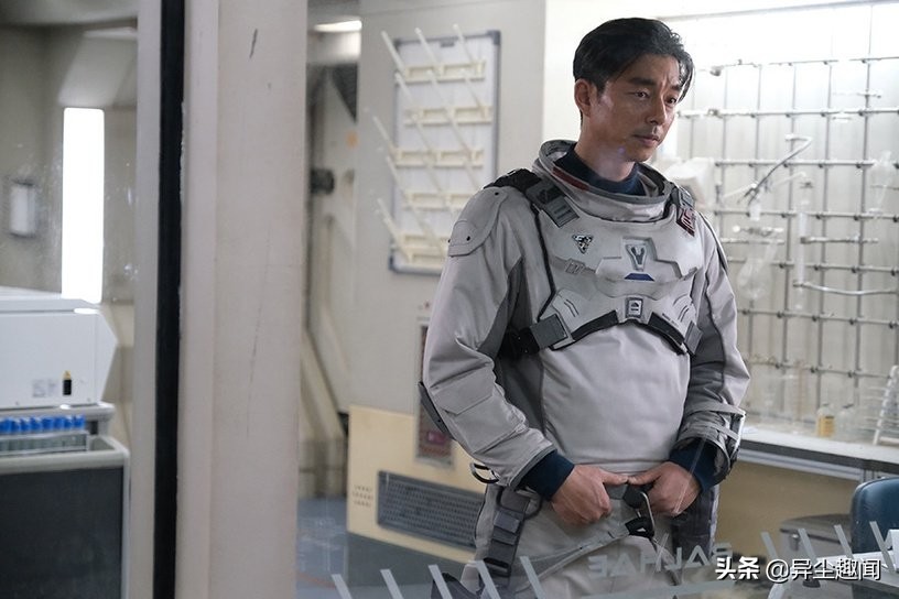 2022年全球受欢迎的韩剧TOP10！《海岸村》、《文森佐》都进榜