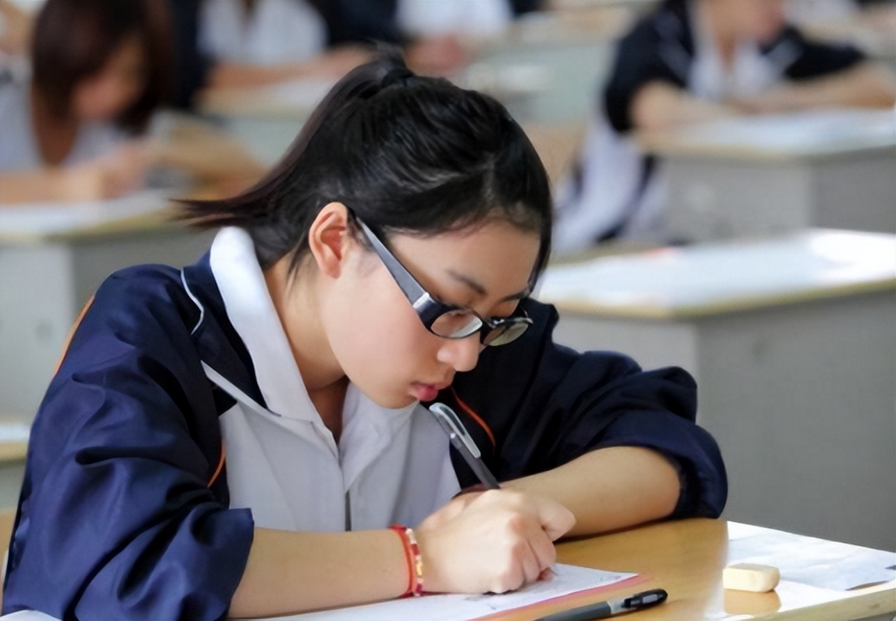 有一类“幸运儿”，平时数学120高考达到140，2022考生可对号入座