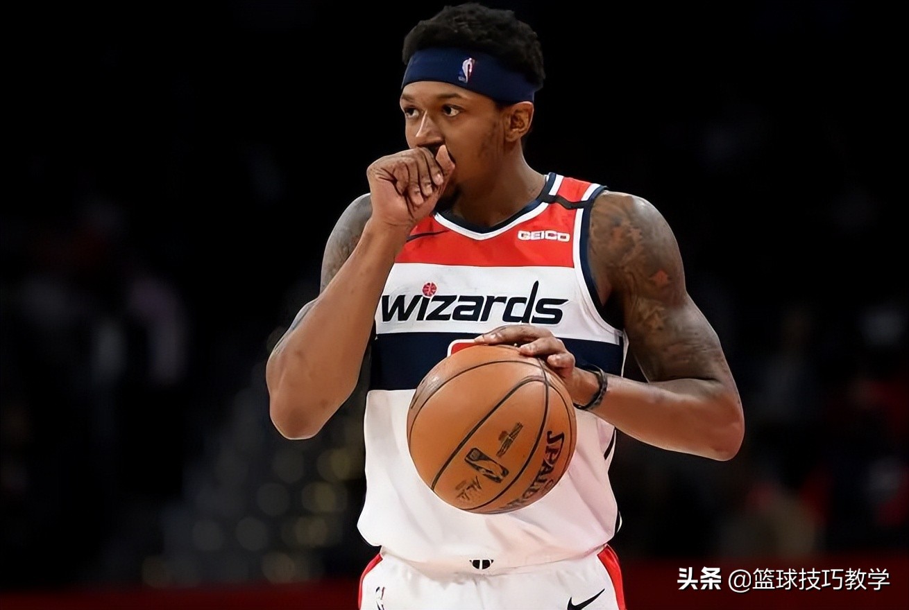 nba交易为什么都要首轮签(湖人正式报价！3换1！湖人想用威少 2首轮签换比尔)