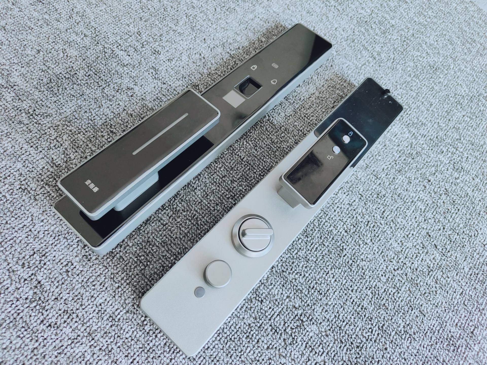 精準識別，指靜脈智能門鎖更好用嗎？看先鋒親自體驗的結(jié)果