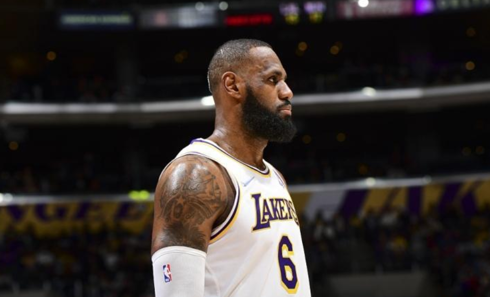 nba为什么状元给弱队(詹姆斯道歉！水货状元：这就是湖人输球的原因，科比绝不会这样做)