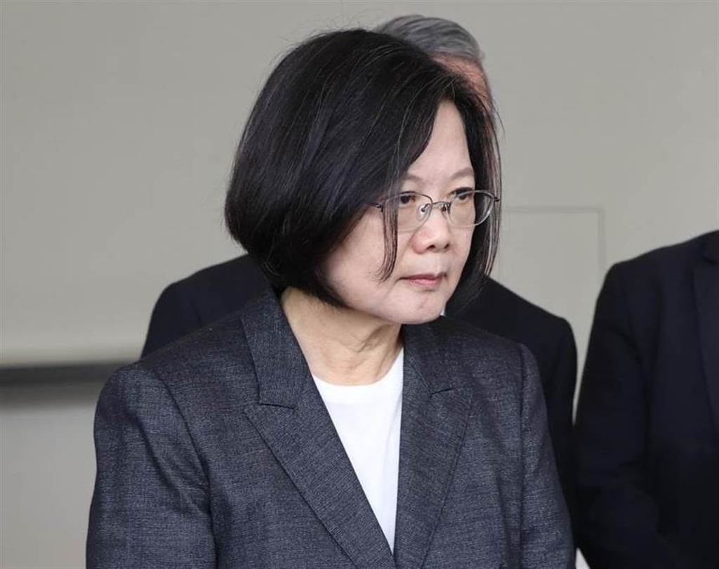 如果开战，你愿不愿意上战场？民调结果出炉，蔡英文成孤家寡人