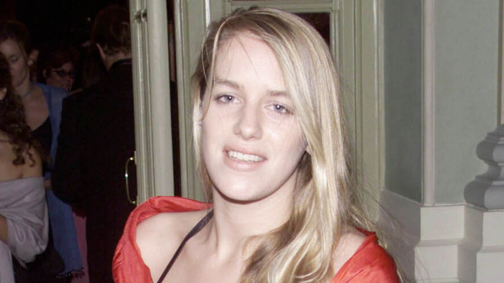 卡米拉的女兒替母親出頭，硬懟威廉王子：是你爸出軌破壞我們家庭