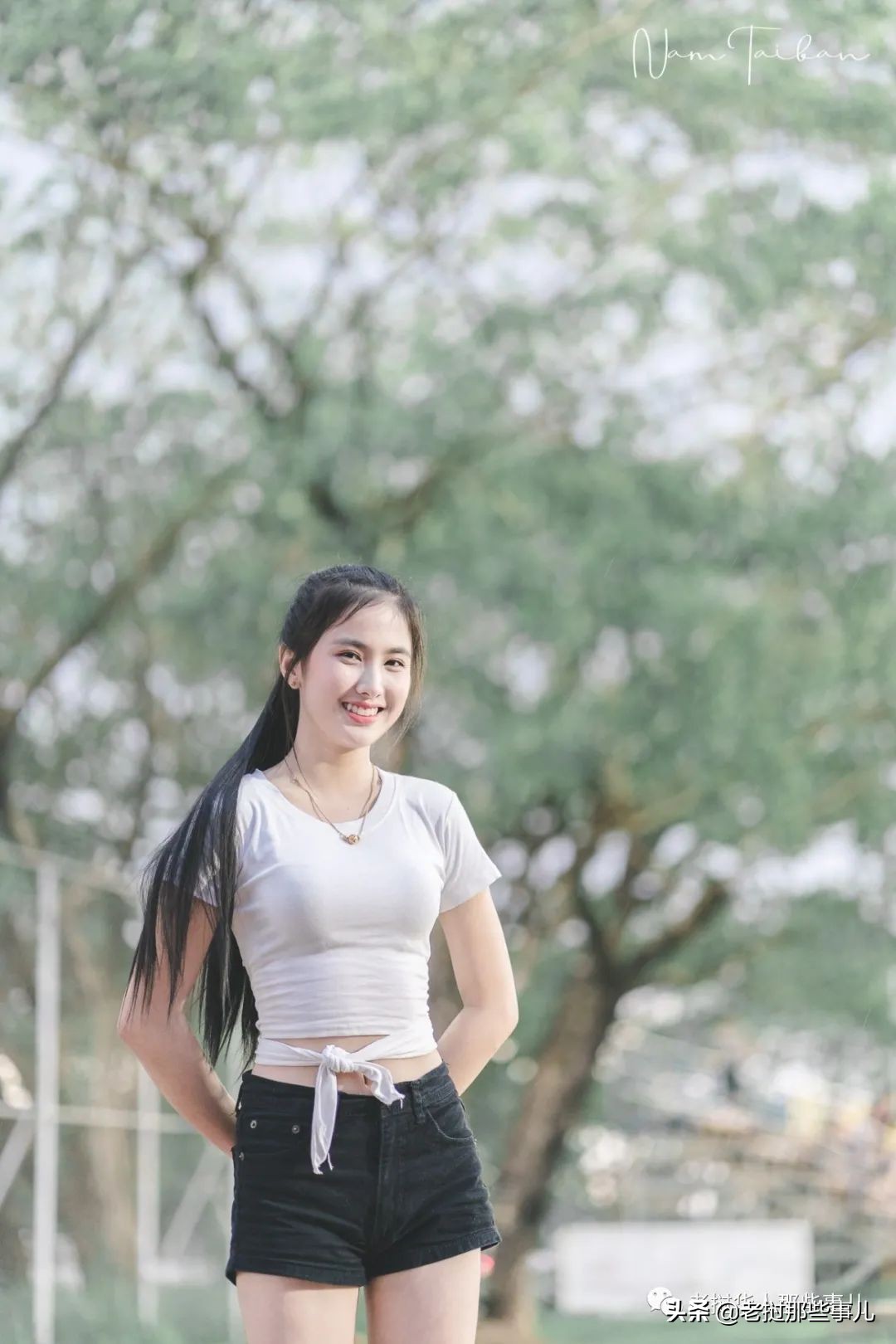 老挝水音小姐姐，三年前旧照翻出，超可爱