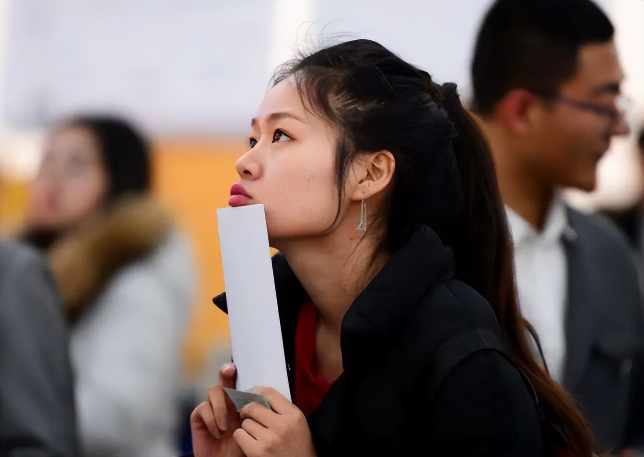 北方学生去南方读大学，感觉来到另一个世界，尤其是晚上感受颇深