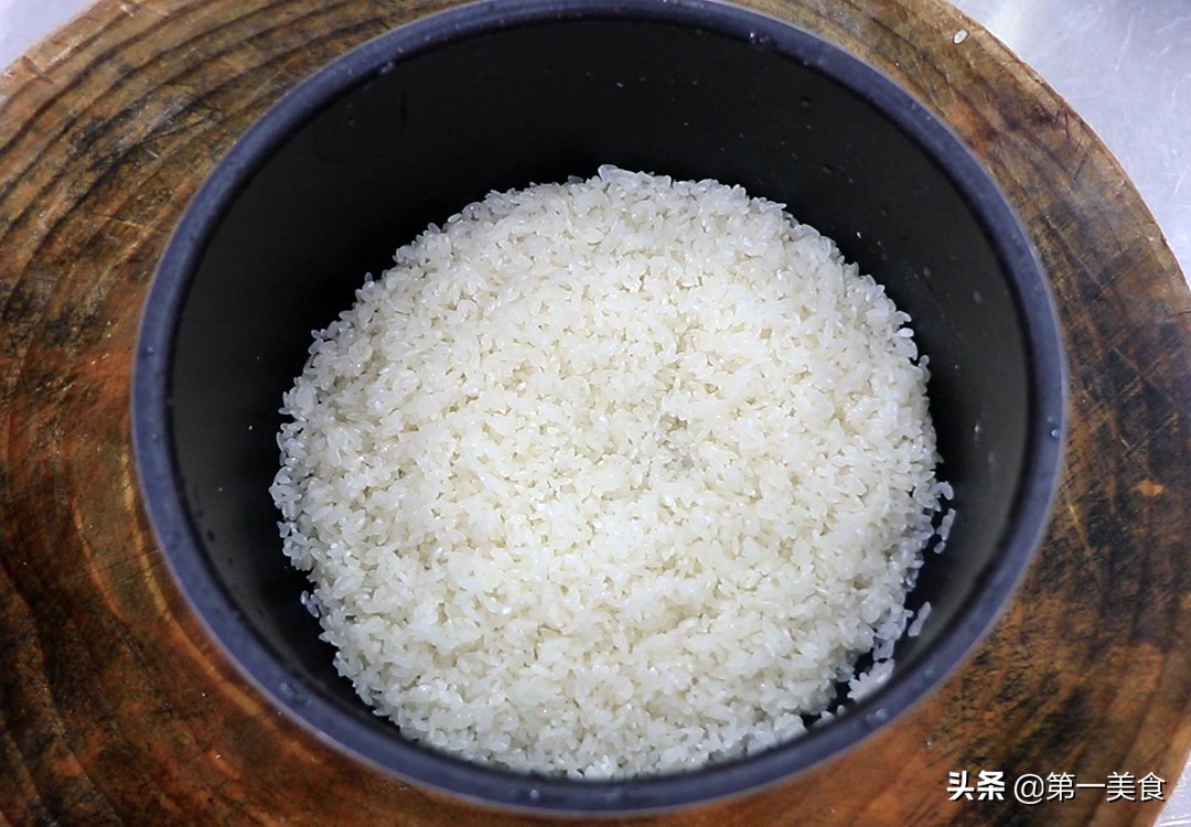 5道简单焖饭，饭和菜一锅出，简单几步就能上桌，下班到家做刚好