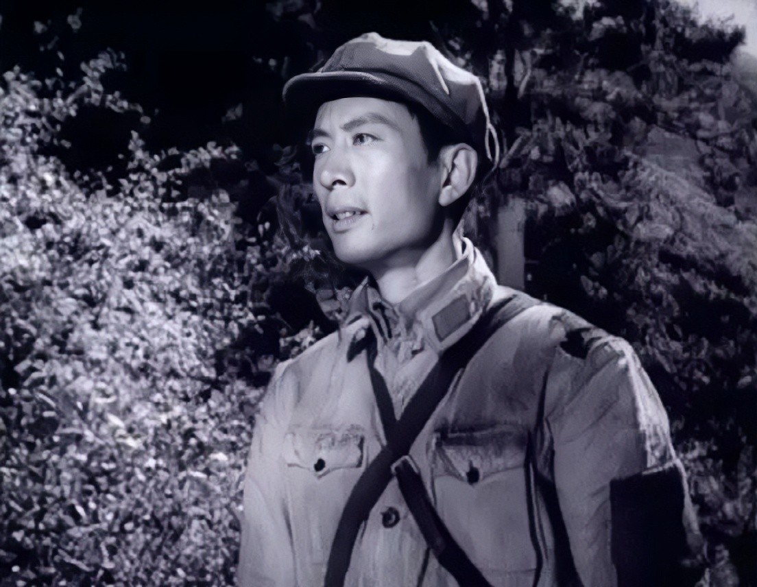 演员冯喆与妻子有隔阂49岁绝望自杀妻子怀念的方式让人泪目