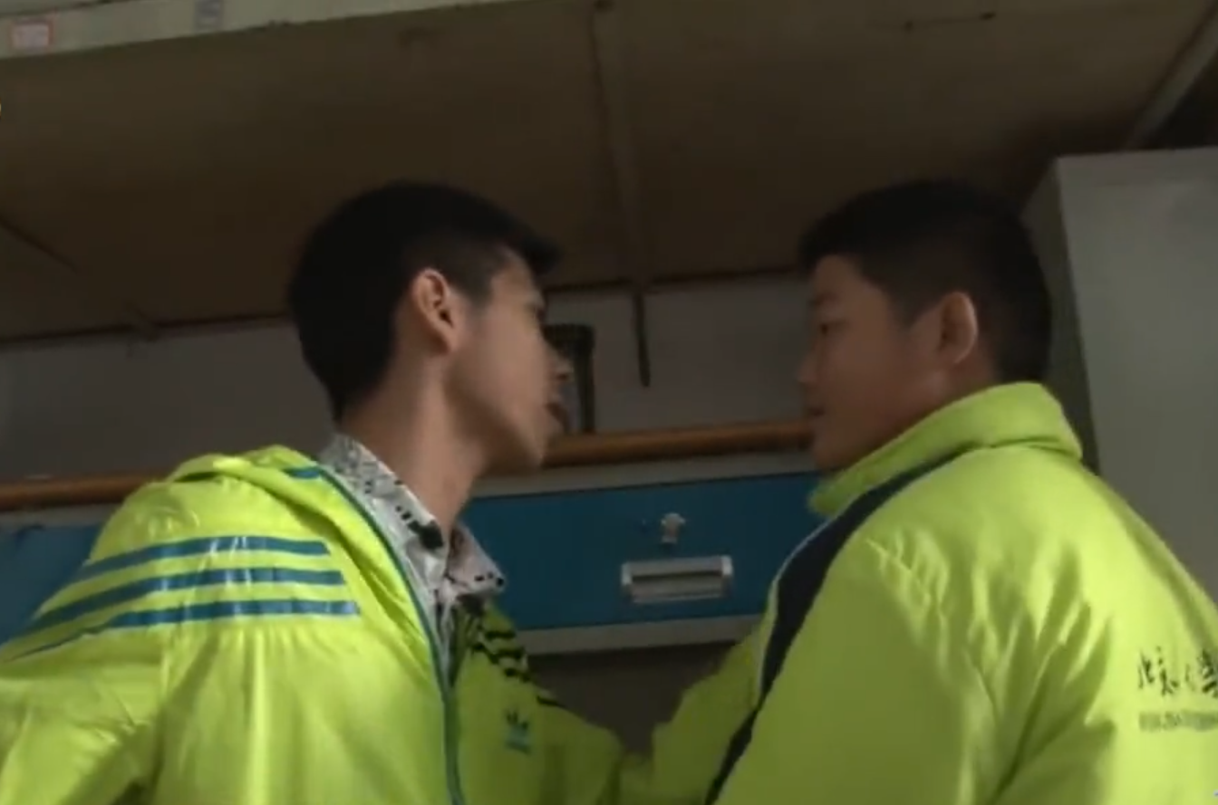 郑州大学商学院（河南16岁富二代）