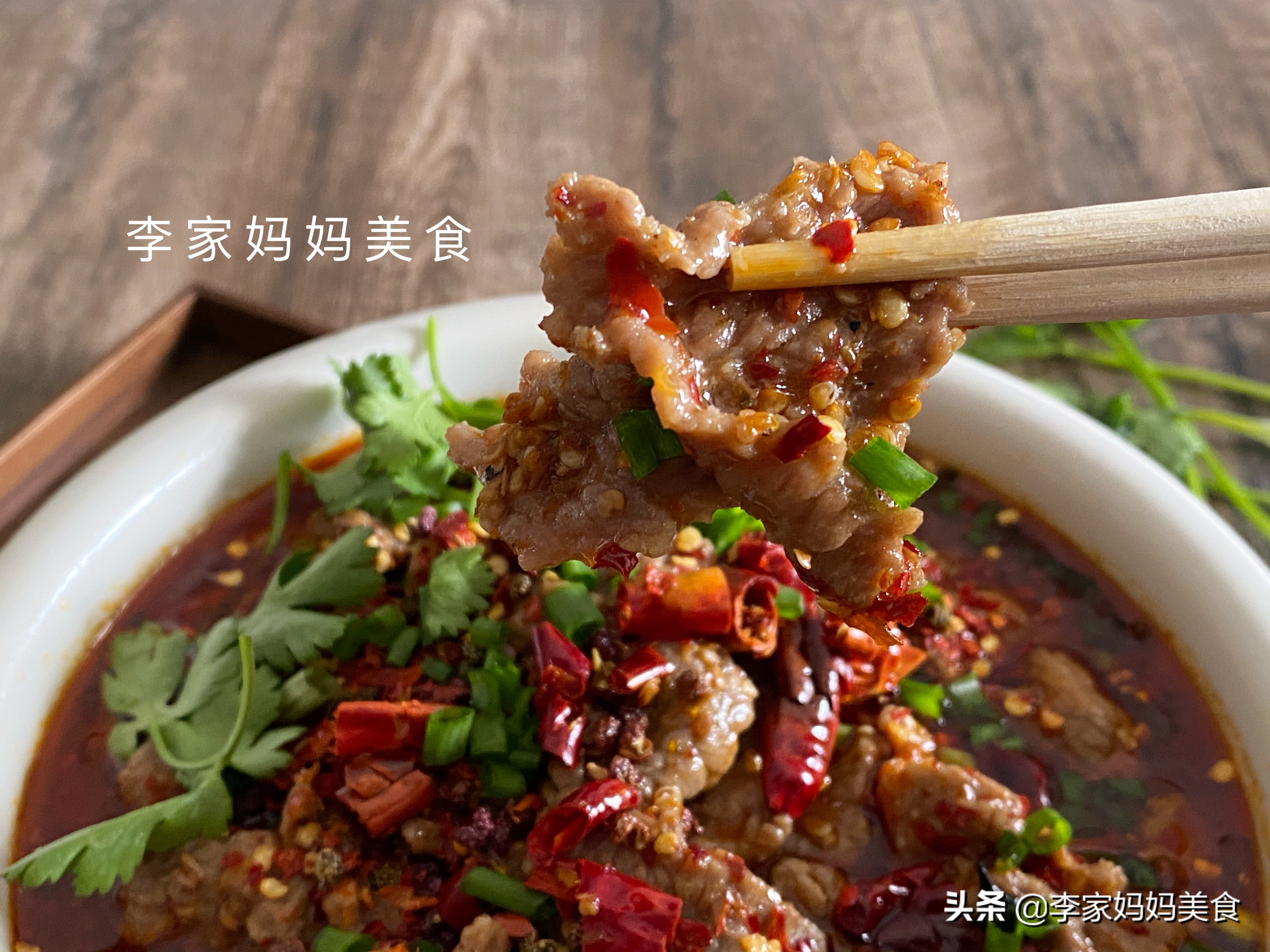 煮牛肉，别急着下锅，多做2步，肉嫩汤鲜无腥味，营养又解馋