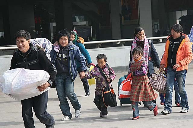 武汉三口之家：父女三人无血缘，父亲不是亲生的，妹妹不是亲妹妹