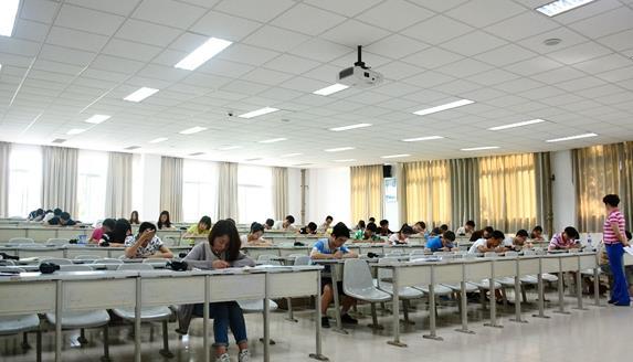 考了五次都没过，英语四级真的这么难？北大研究生说出上岸秘密