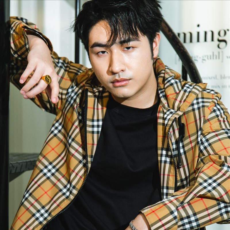吴宗宪拒救吸毒儿子，长女派人出面救援，鹿希派被保释后一语不发