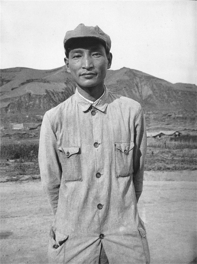 除了毛朱刘周任五大书记，还有2位候补书记：是谁？结局如何？
