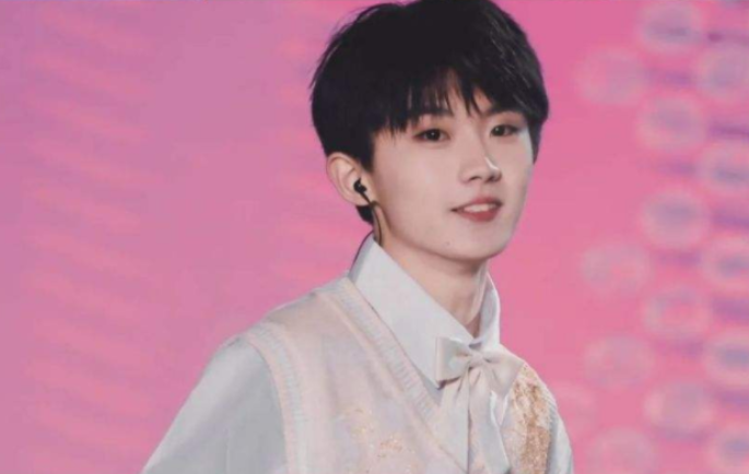 何洛洛高考（马嘉祺二战艺考）