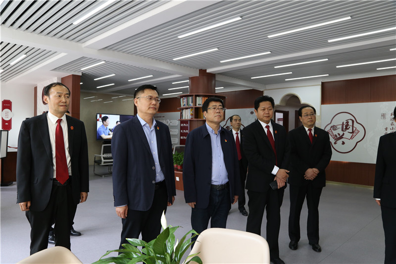 渭南市中院党组书记、院长贺世辉到富平法院宣讲市第六次党代会和市“两会”精神并开展调研