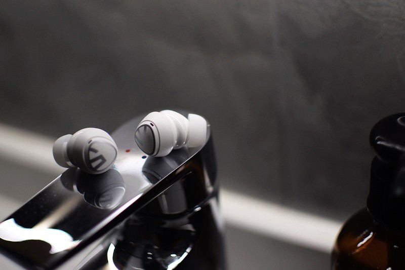 混合主动降噪 延迟低至60ms 泥炭mini pro