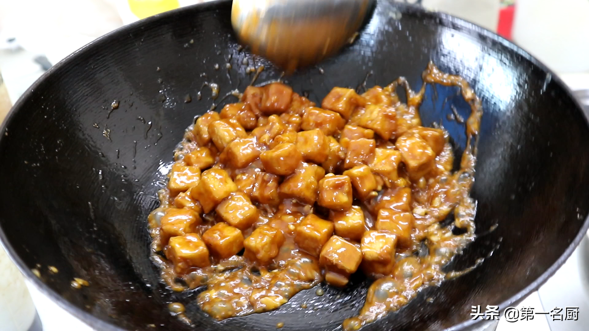 豆腐的做法大全家常菜（6种家常做法好吃营养还不长肉）