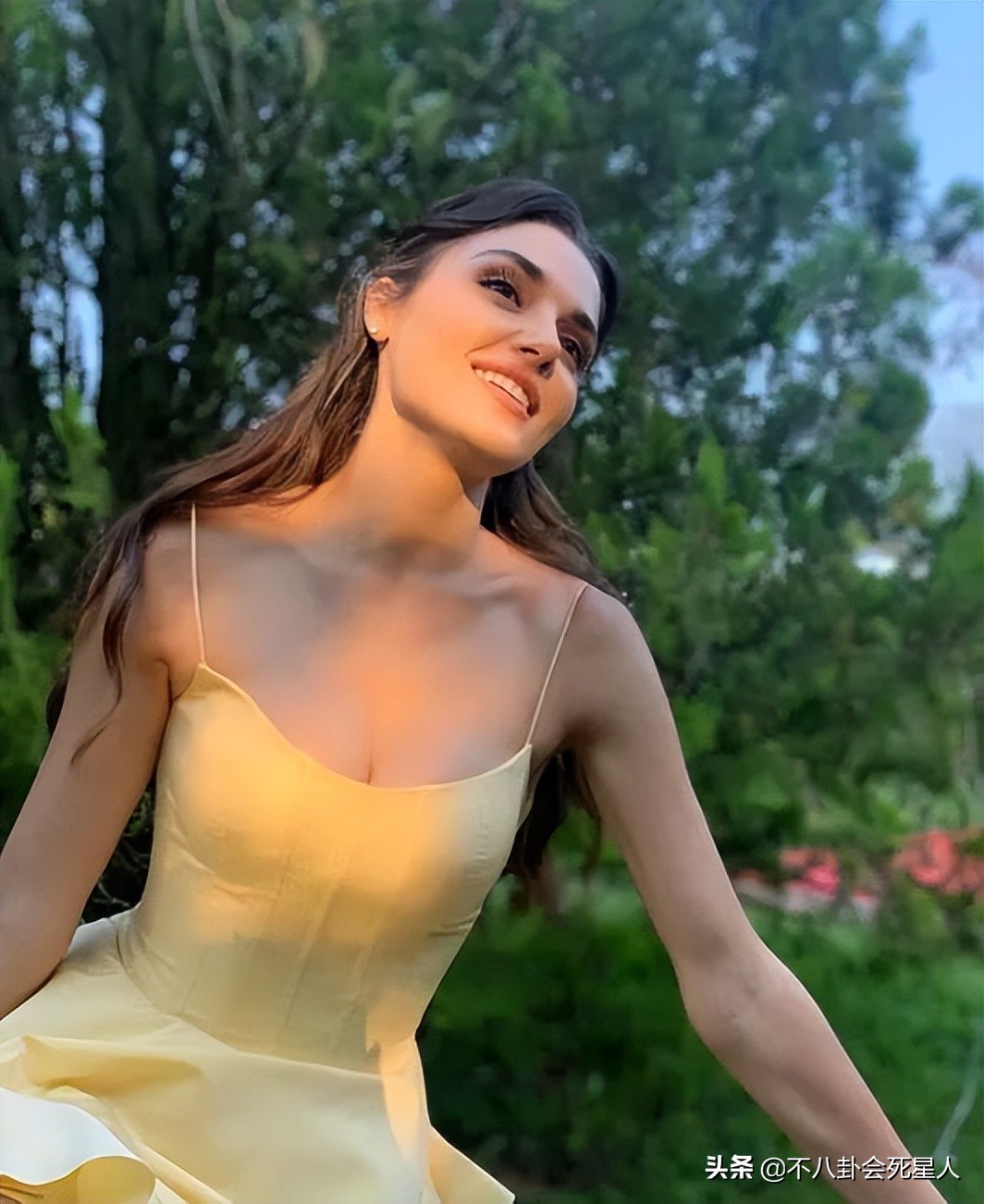 2022年最美面孔出炉，迪丽热巴第5，杨幂第8，榜首是韩国人