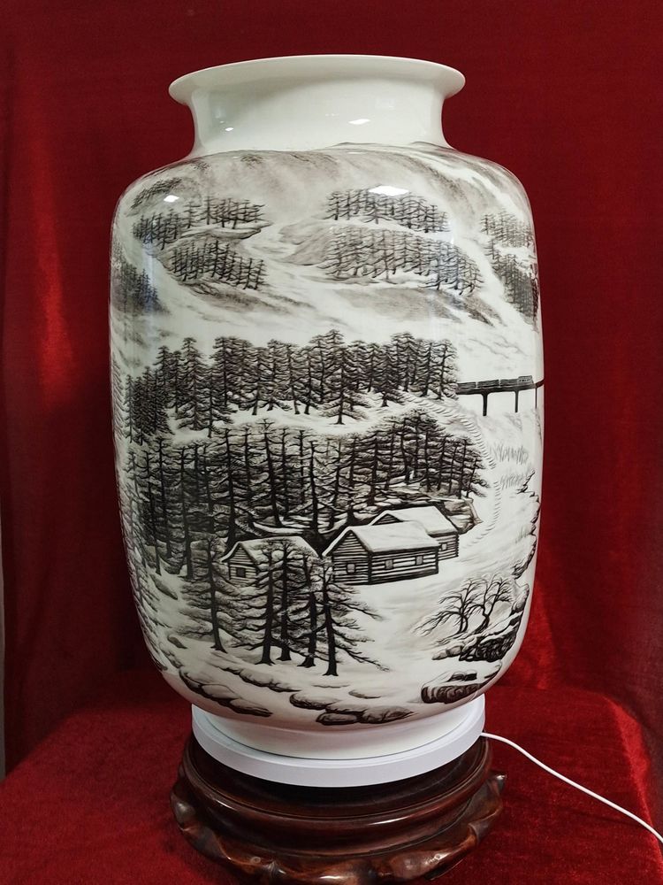 传承陶瓷文化 追逐瓷画艺术梦