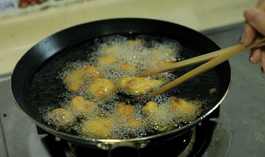 我们用预制菜做了一桌年夜饭——13款预制菜主观试吃报告