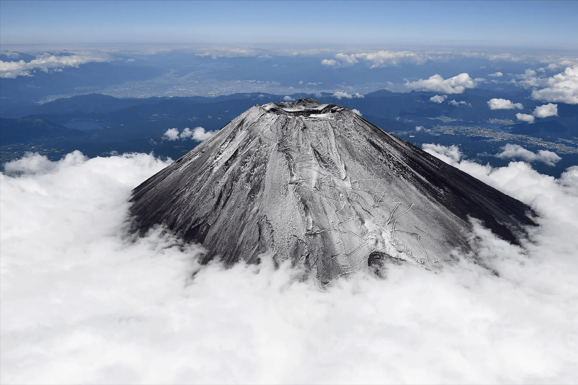 富士山喷发后2小时，东京就会一片漆黑？日本正在全面准备