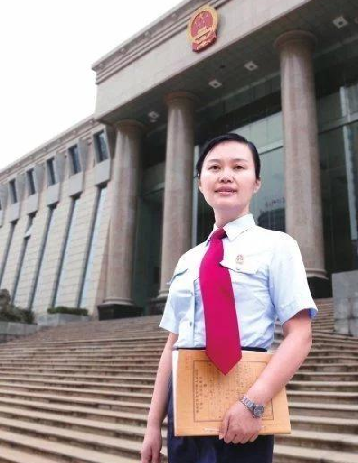 湖南高院法官周春梅：因拒绝“打招呼”被杀害，凶手已被判处决