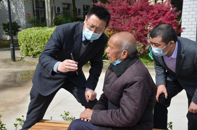 武汉市新洲区：贴心服务零距离，养老认证送上门，便民又暖心