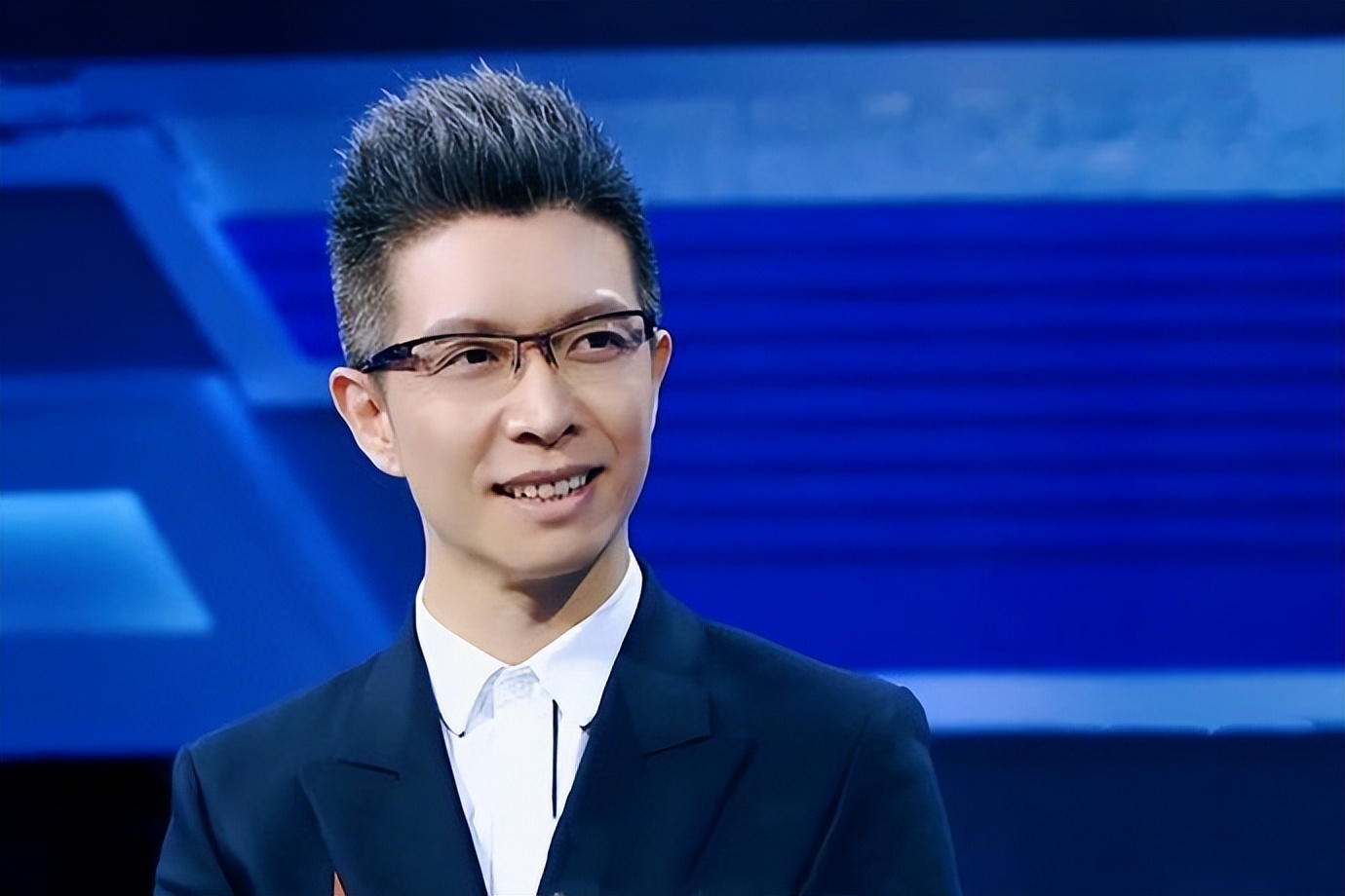 央视美女主持人紫凝：贷款买车，事业成婚姻路上最大的“拦路虎”