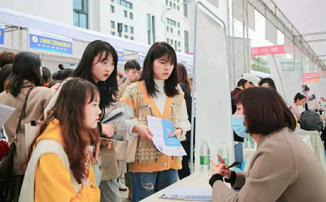 国家央企招聘300余人，全国24个省市有岗位，年薪高达12万