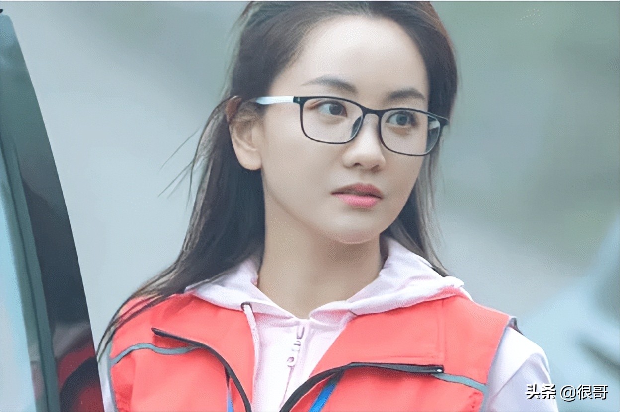 《大山的女儿》中的熟脸不少，认出了涓子，却没认出黄志忠的前妻