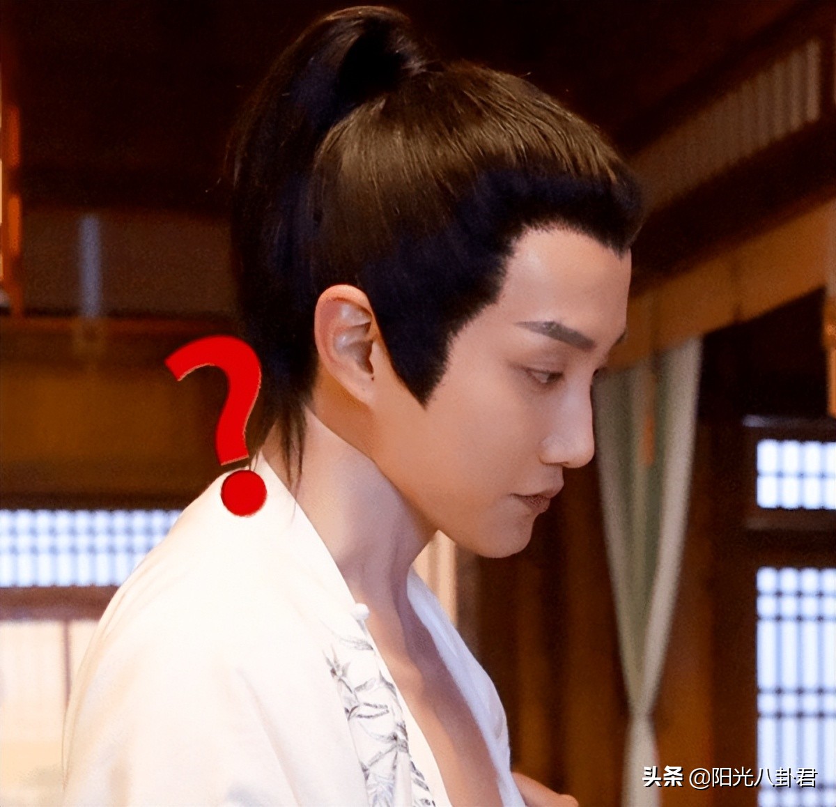 男星内卷起来差距有多大？中年人老当益壮，年轻人却一个比一个虚