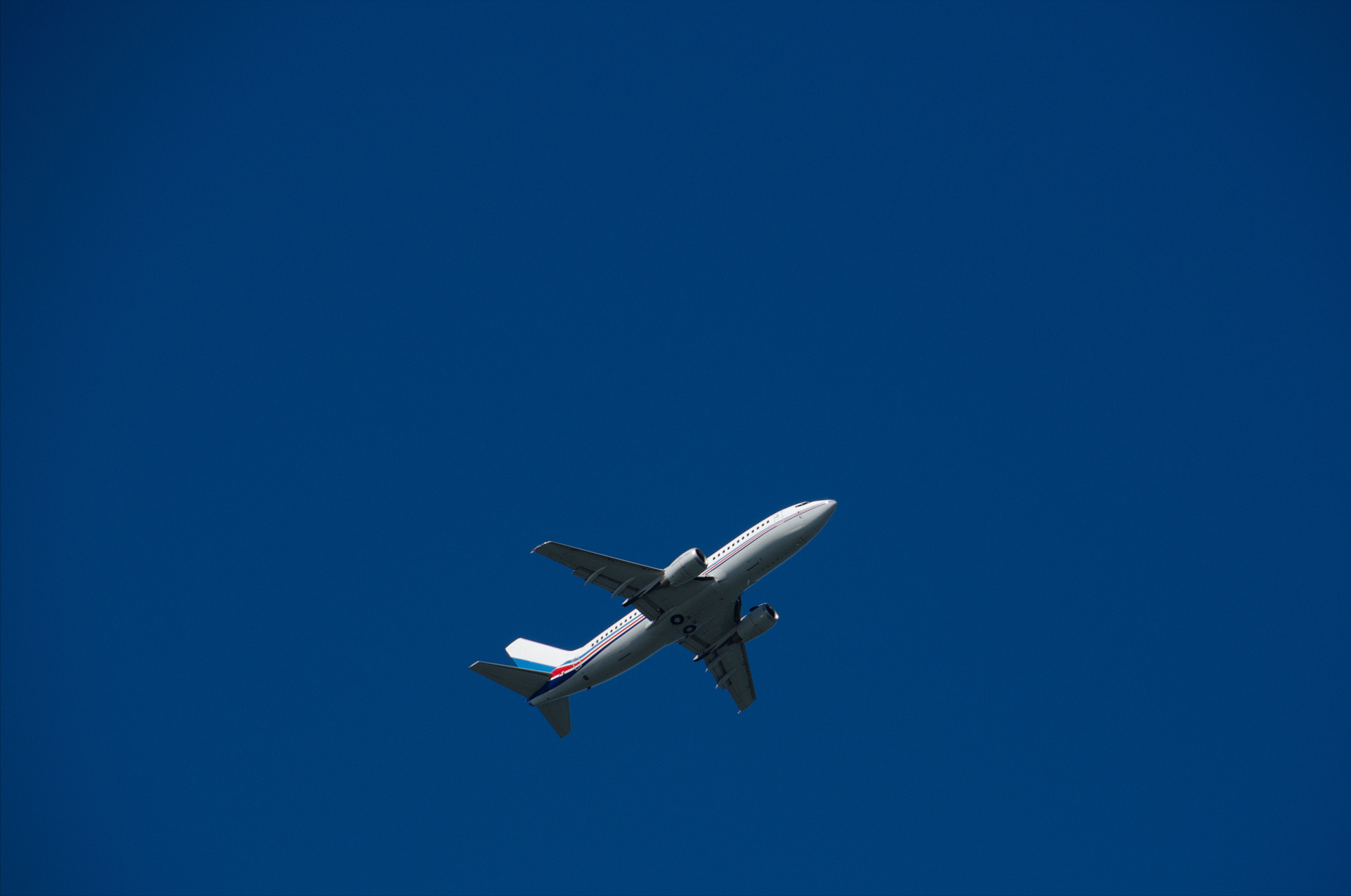 坐飞机发朋友圈的说说_晶羽科技