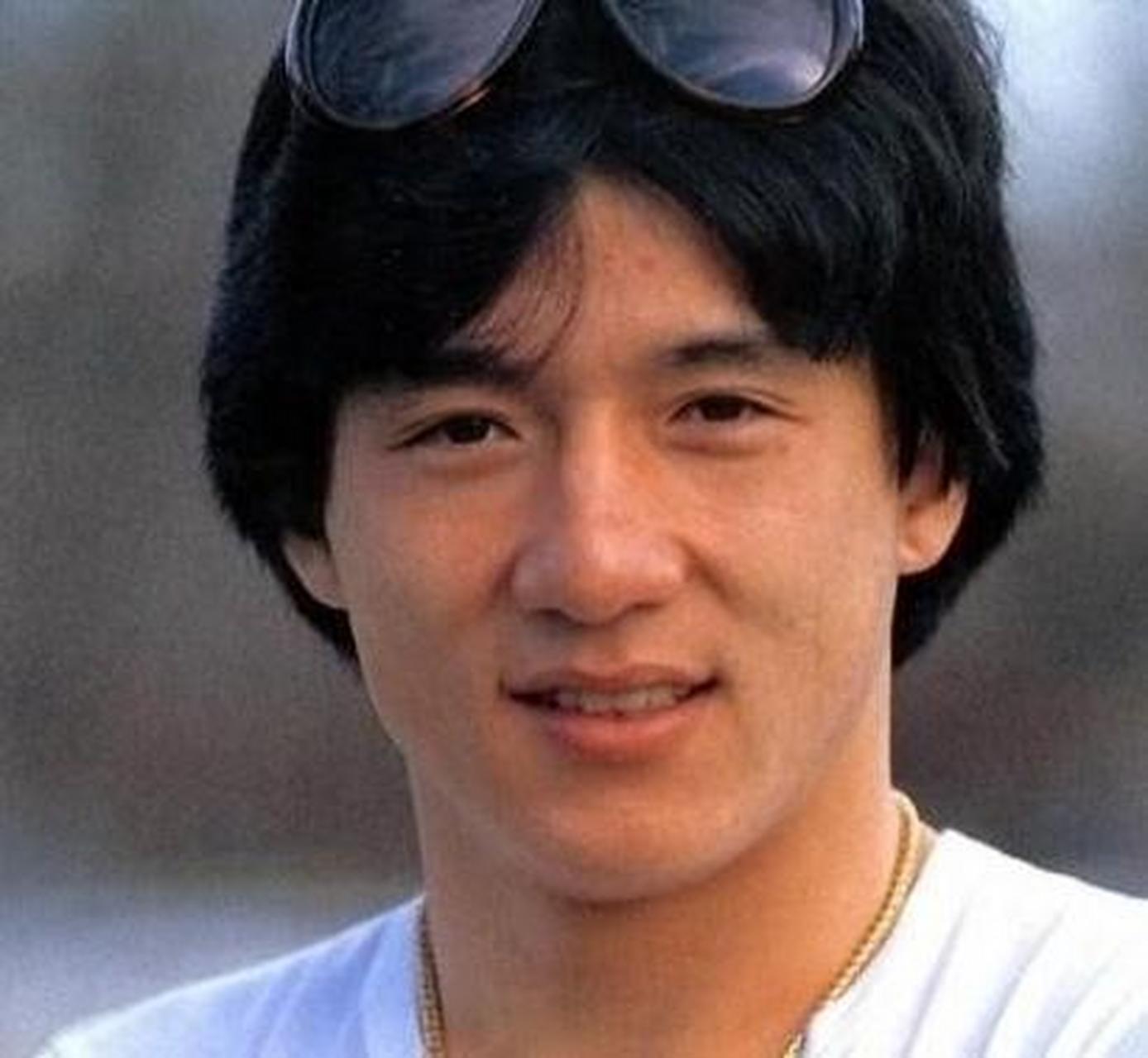 林凤娇:成龙防备我,防了将近二十年,风光的背后有辛酸