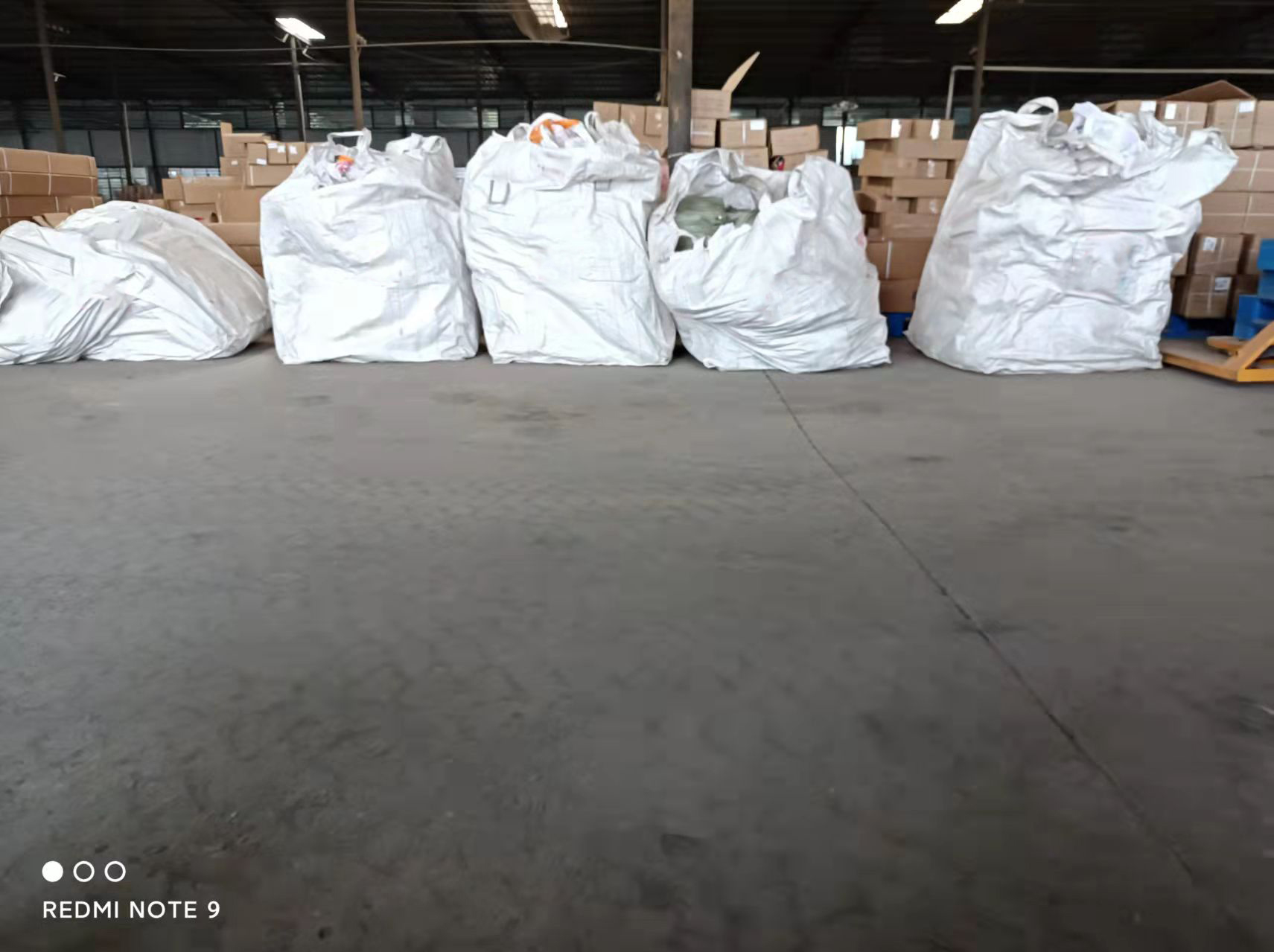 大水牛測繪丨嚴(yán)把質(zhì)量關(guān)！堅決不讓不合格產(chǎn)品走出倉庫大門