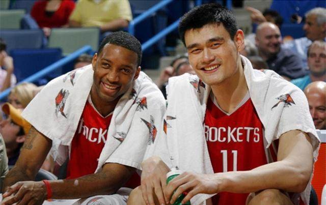 NBA最长连胜记录(太阳豪取本赛季最长16连胜，但在这些纪录前不算啥！最长连胜33场)