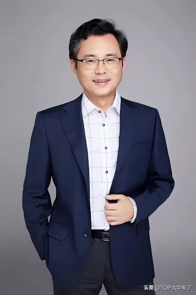 华科大最牛毕业照幕后-中国科大校友掌舵名校物理口