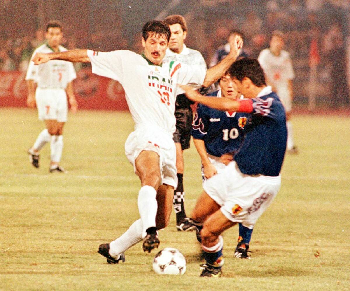 记录,随后伊朗凭借着霍达德·阿齐兹与阿里·代伊的先后建功反超比分