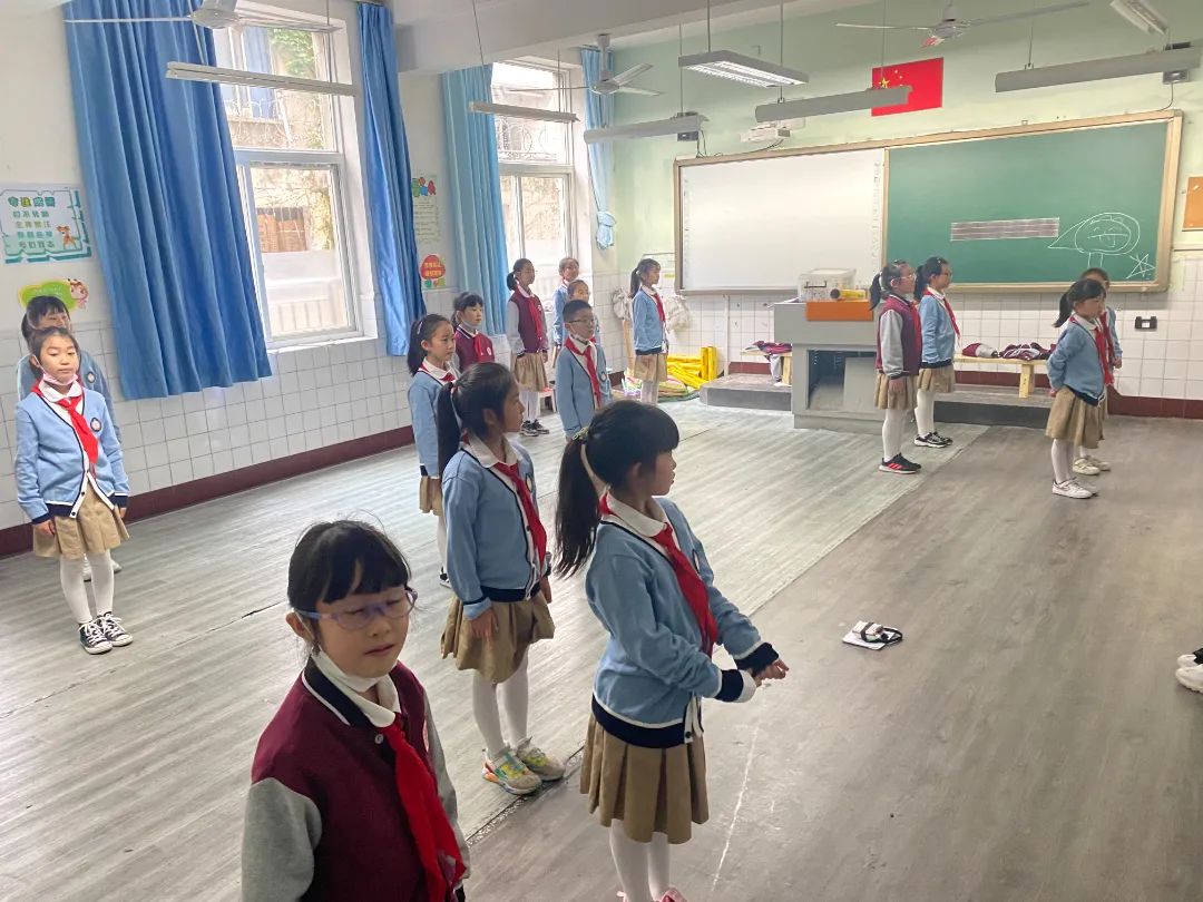 华阳实验小学：秉承“五育并举”理念为孩子们搭起了艺术的平台