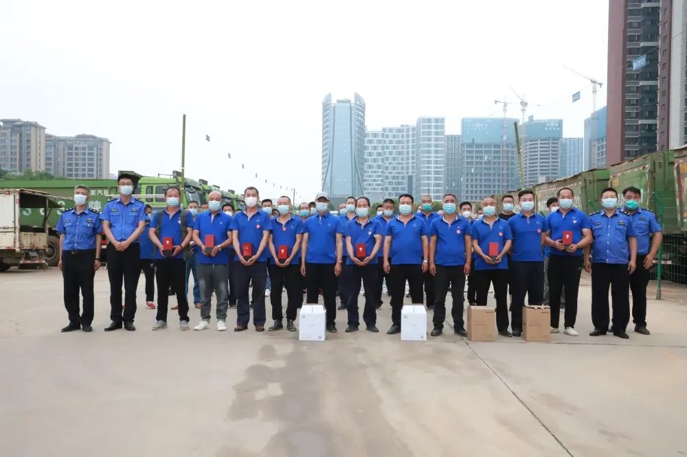 ����ǹܾ��л���������ʻԱ����ѧϰ��������������䡱�