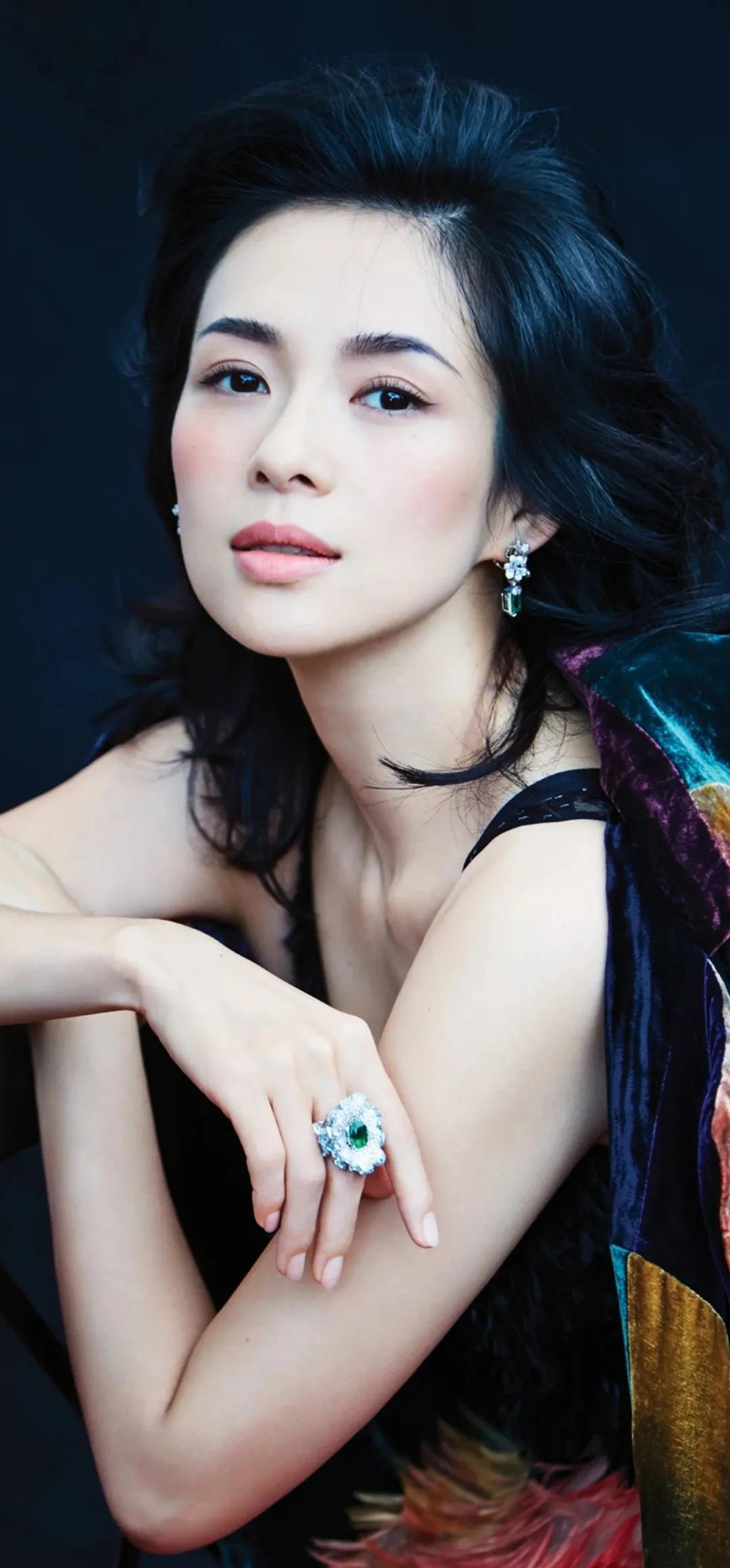 女明星章子怡
