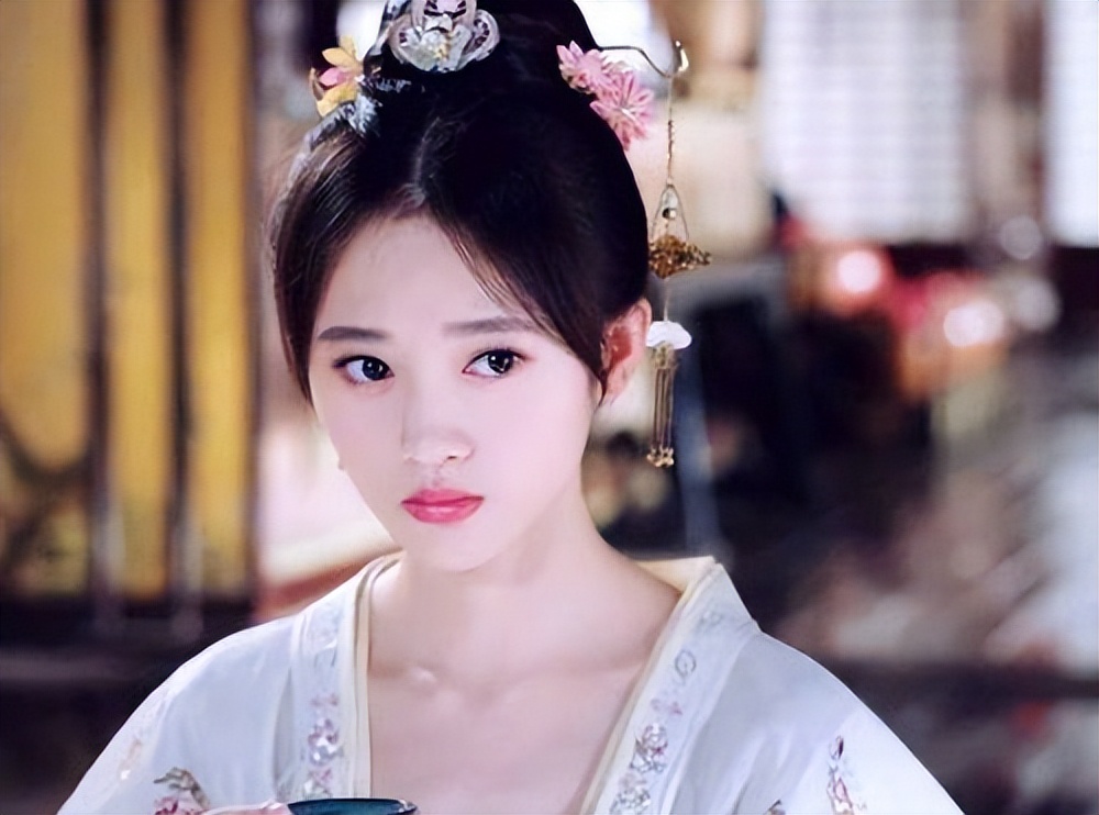 “巴蜀之地”出美人，这10位川妹子女明星，个个国色天香貌美如花