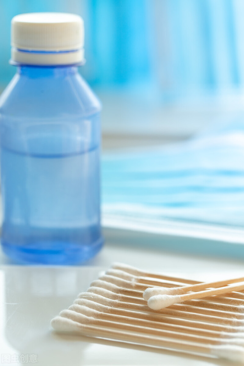 为什么不能乱抠肚脐眼？原来，肚脐眼连的根本不是肠子