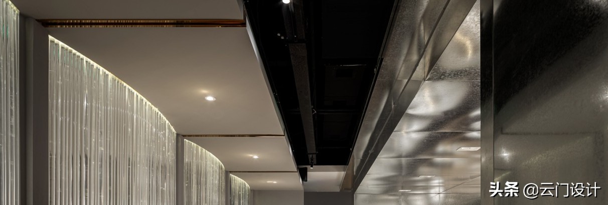 “石板鲜五花，焦香吃不腻”—剖析轻奢系-韩时烤肉餐厅升级设计