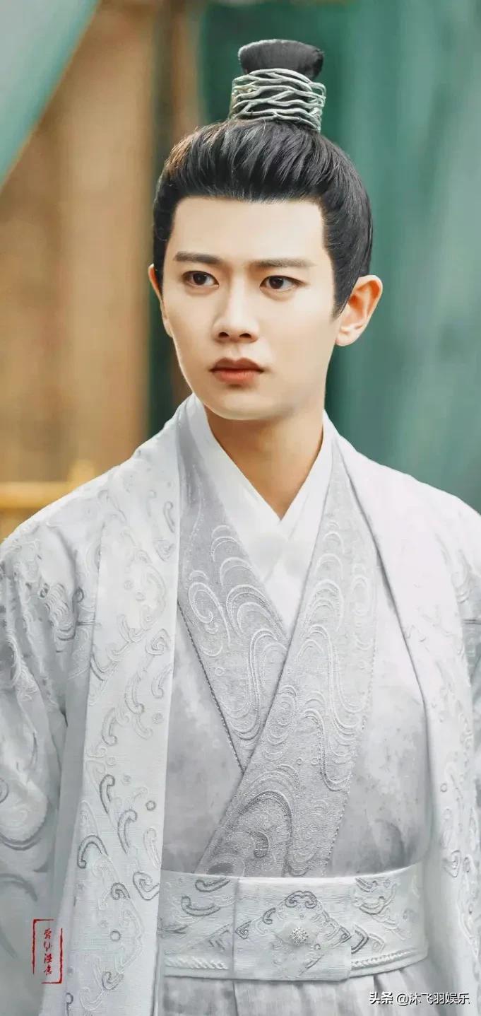 任嘉伦古装造型，古装盛世美颜，有你喜欢的吗